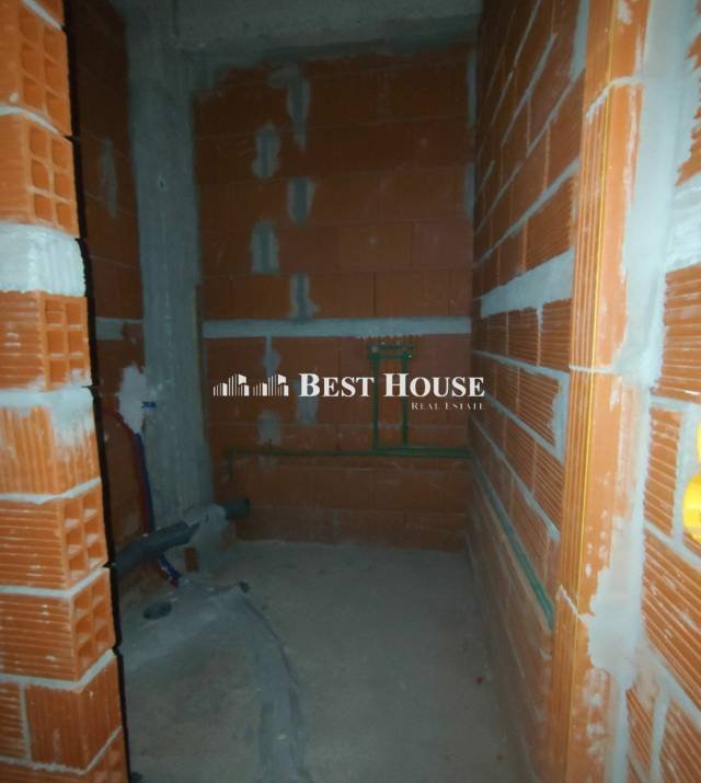 5.  L7595.jpg